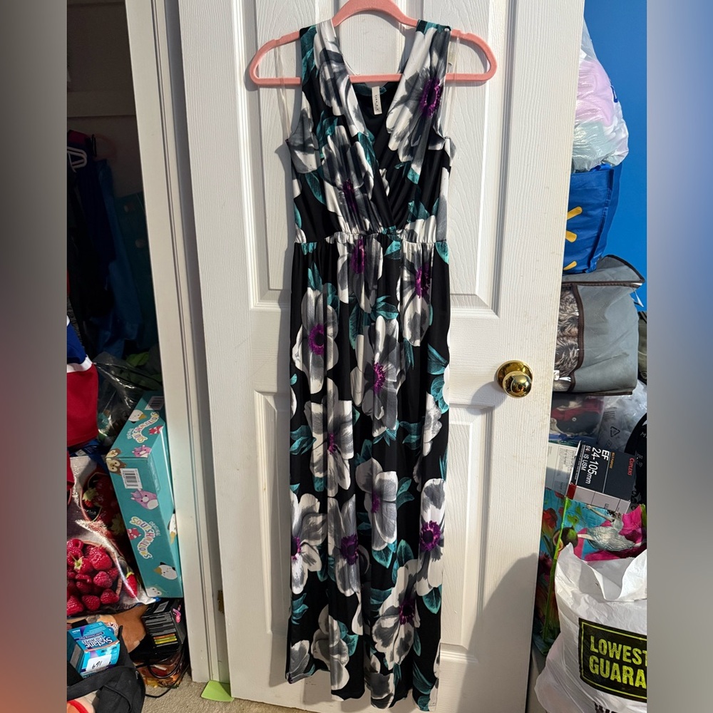 🎀 Gilli Black and Teal Dress
